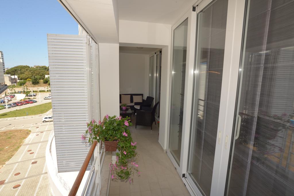 Base Bridge Apartment - Zadar City Centre - Free Parking 외부 사진